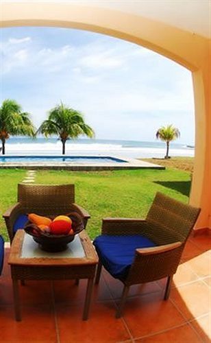 Hacienda Iguana Beach And Golf Resort Tola Exterior foto