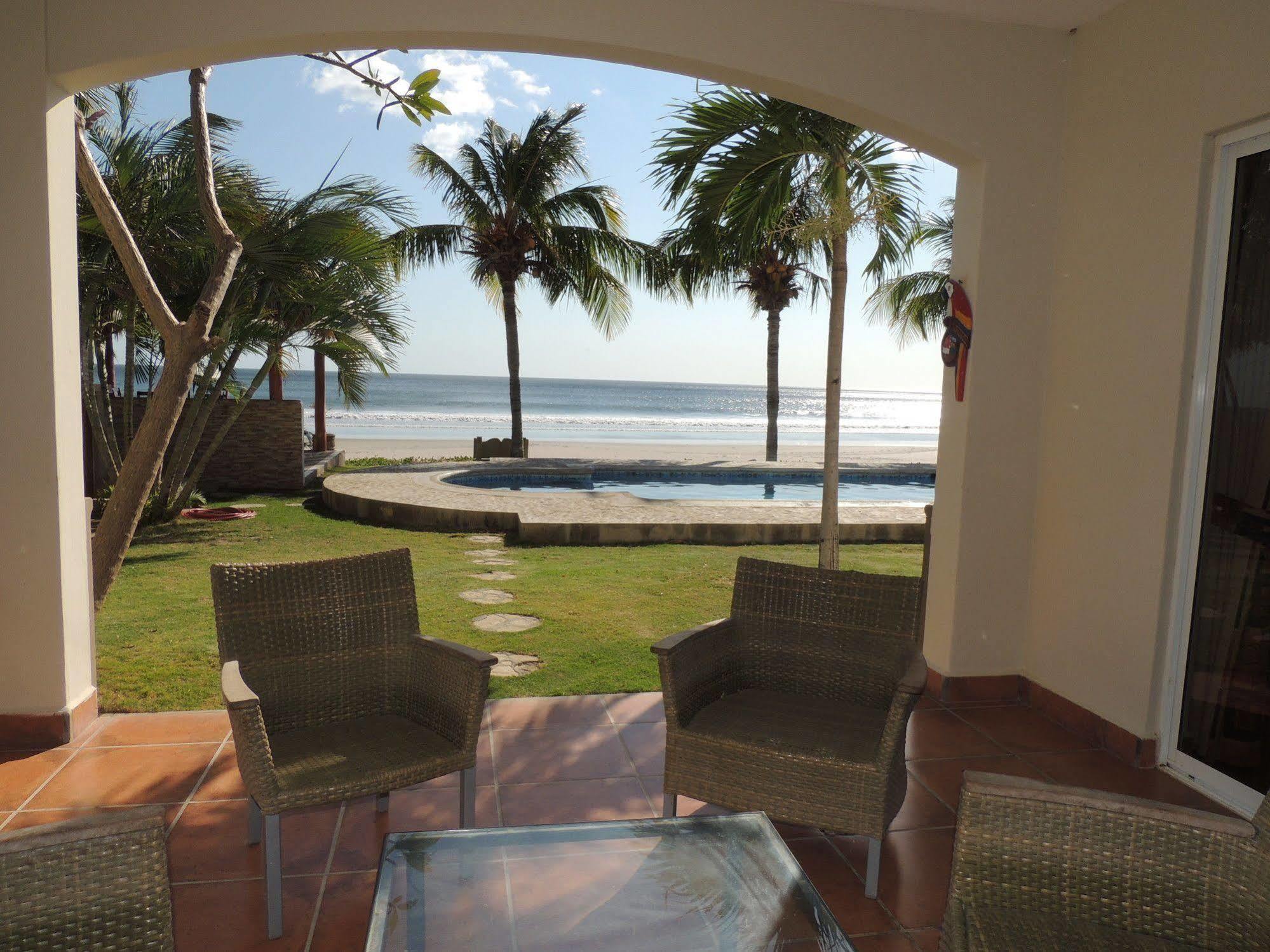 Hacienda Iguana Beach And Golf Resort Tola Exterior foto
